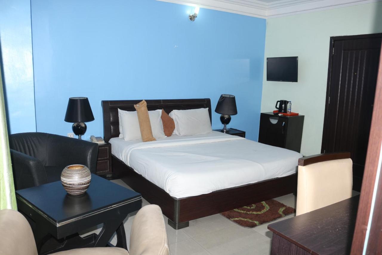 Au-Dela Des Frontieres Hotel بورت هاركورت المظهر الخارجي الصورة